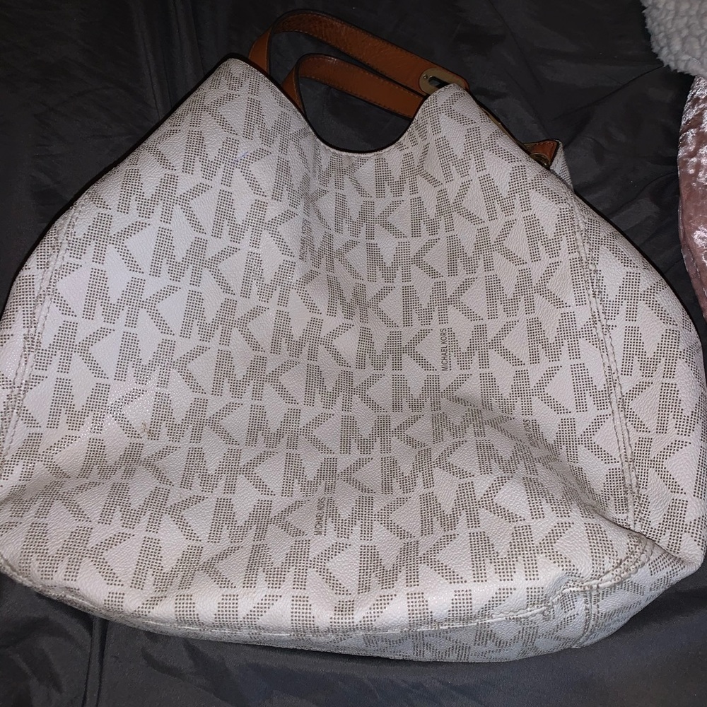 Michael kors shoulder bag